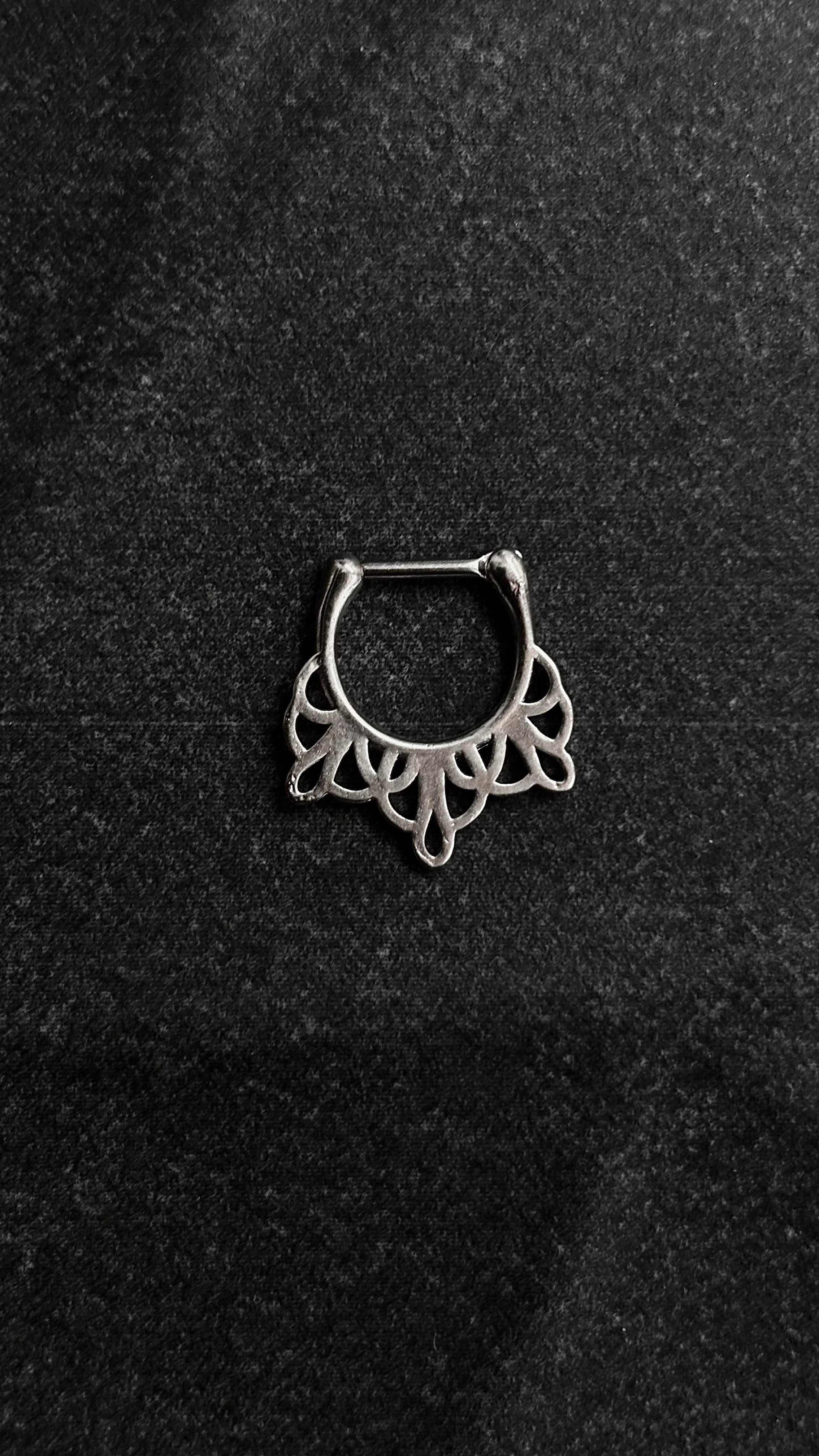 Piercing septum s027