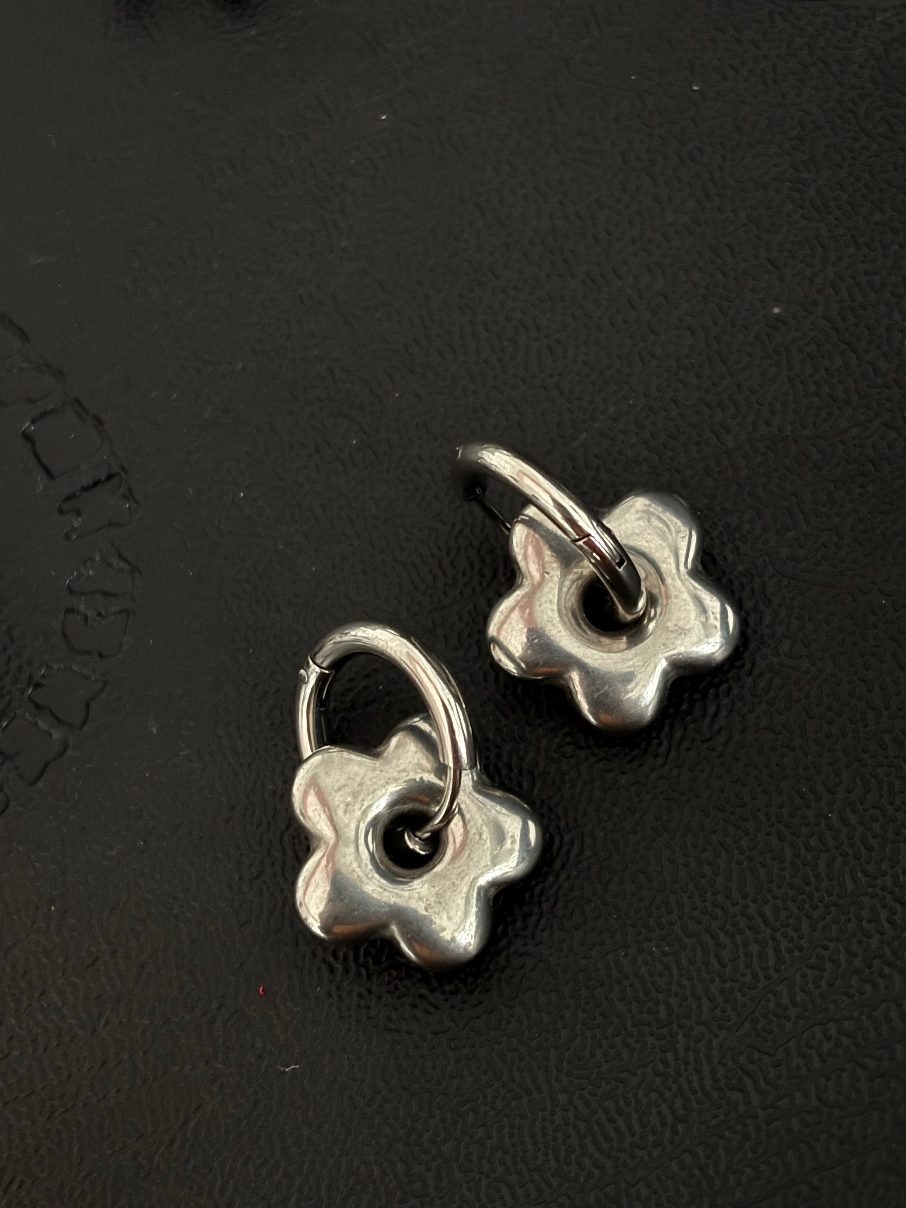 Aretes argolla AG008