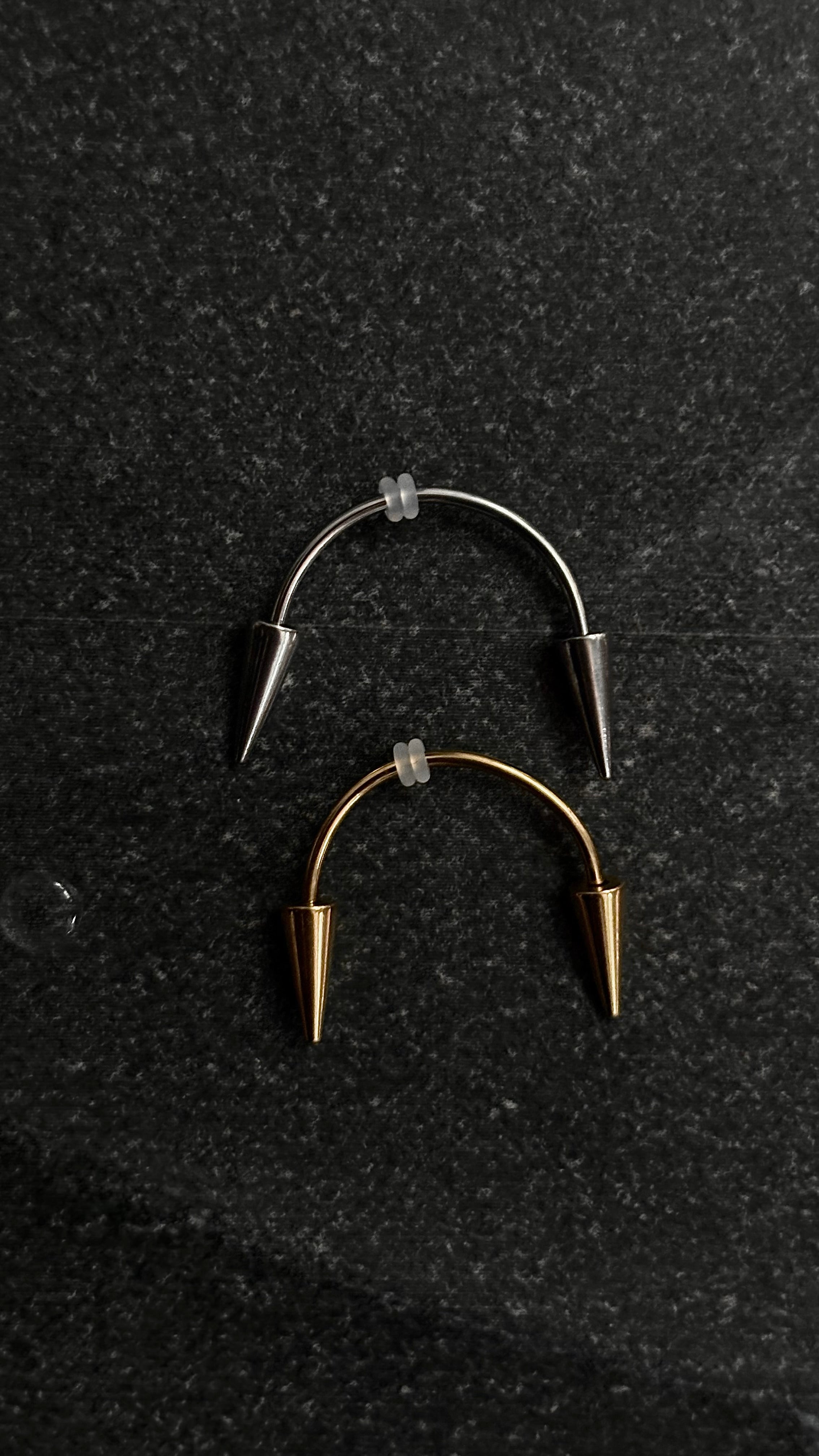 Piercing septum s053