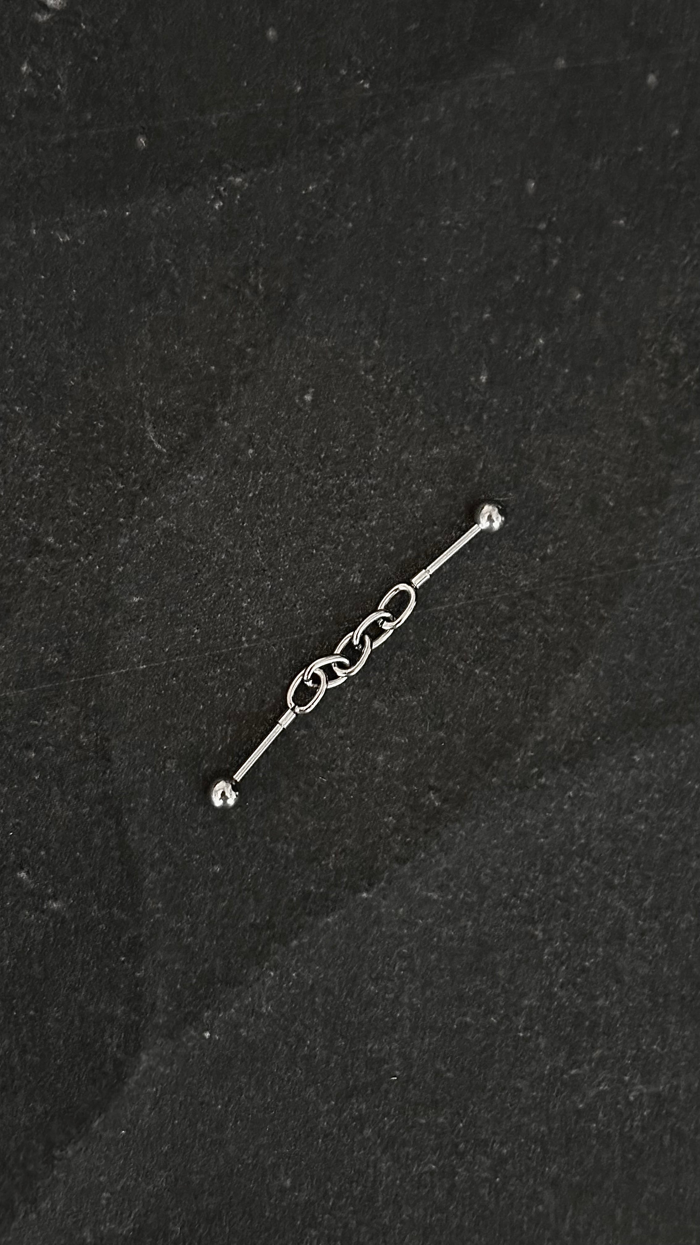 Piercing industrial i001