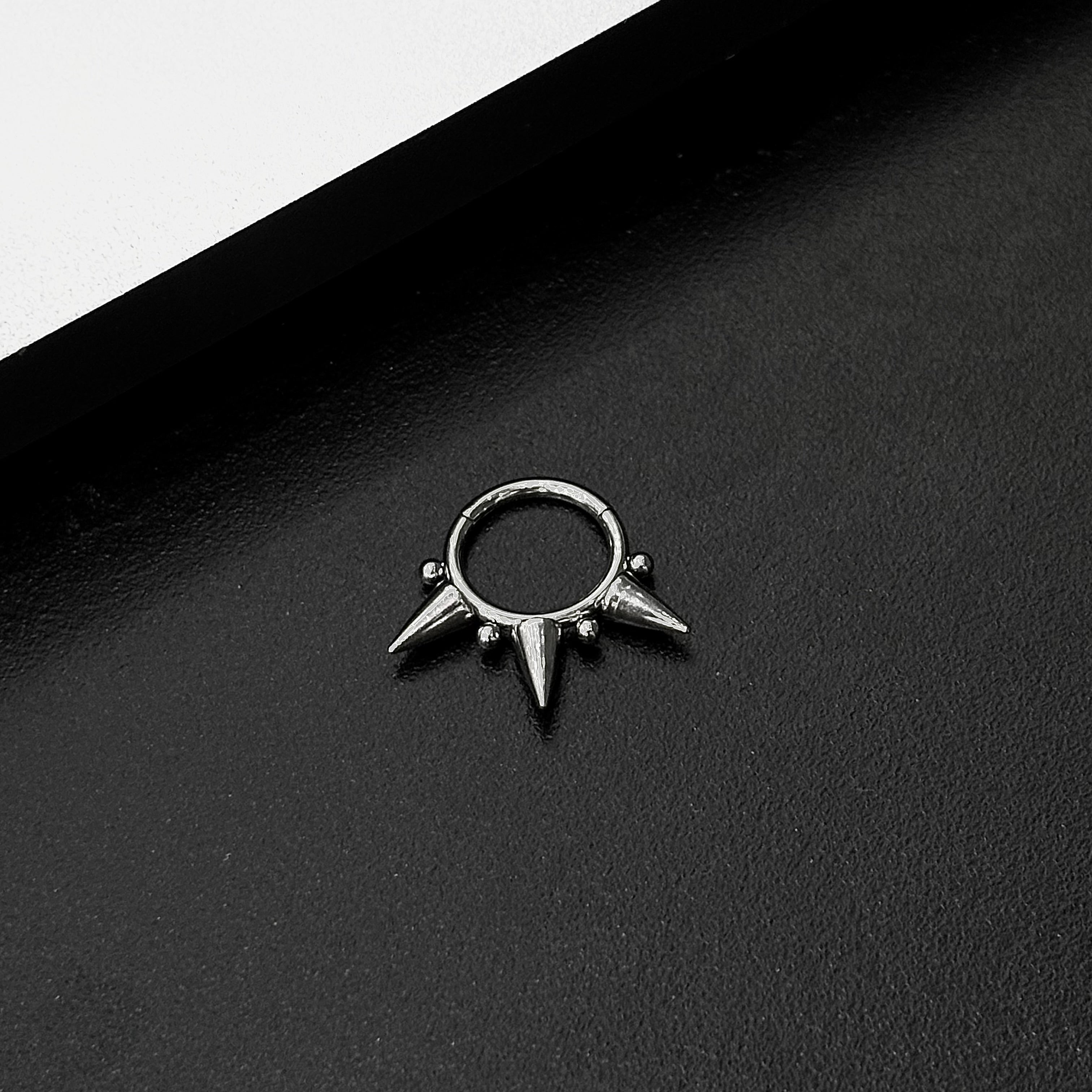 Piercing septum s065