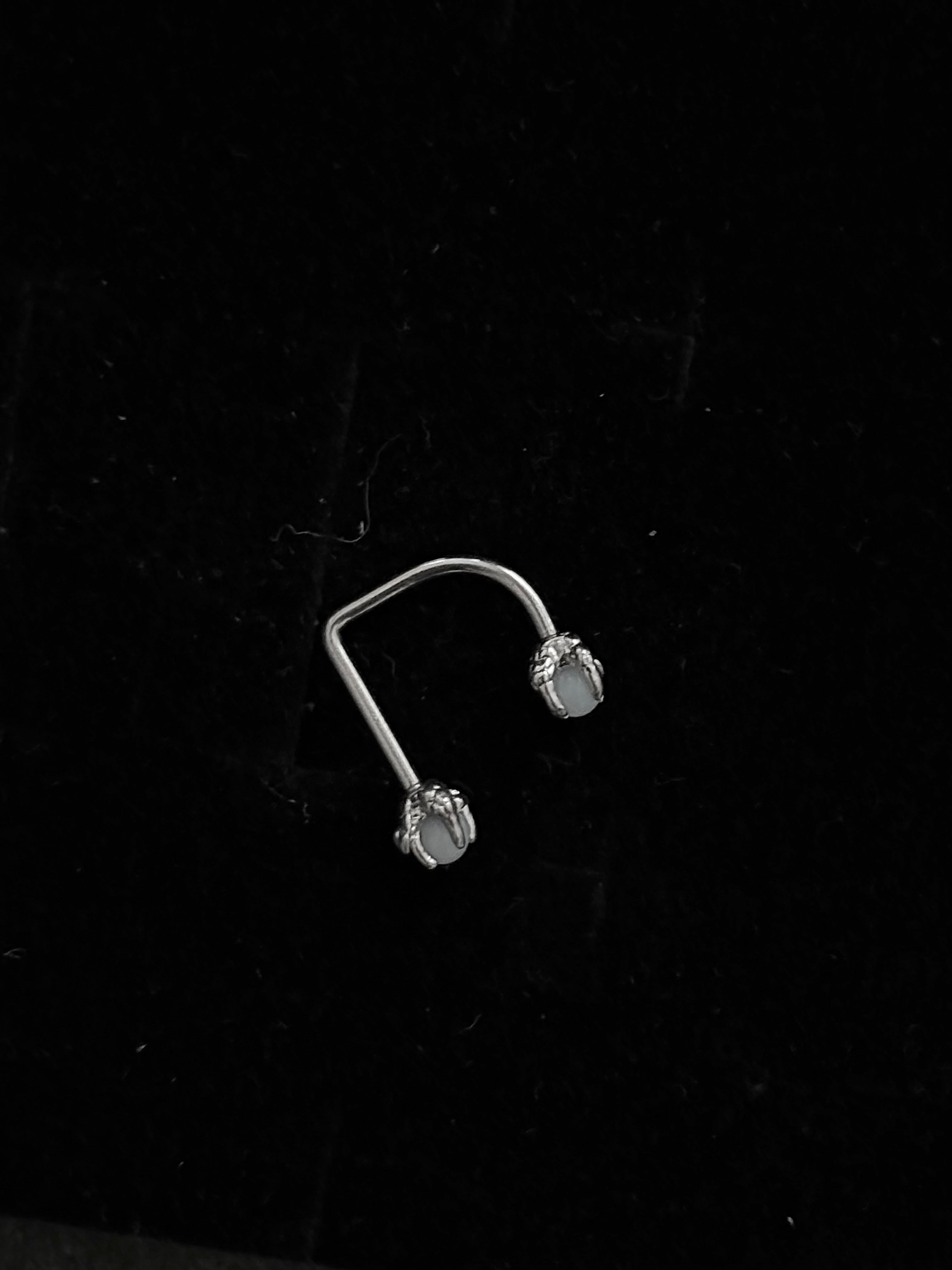 Piercing labio l018