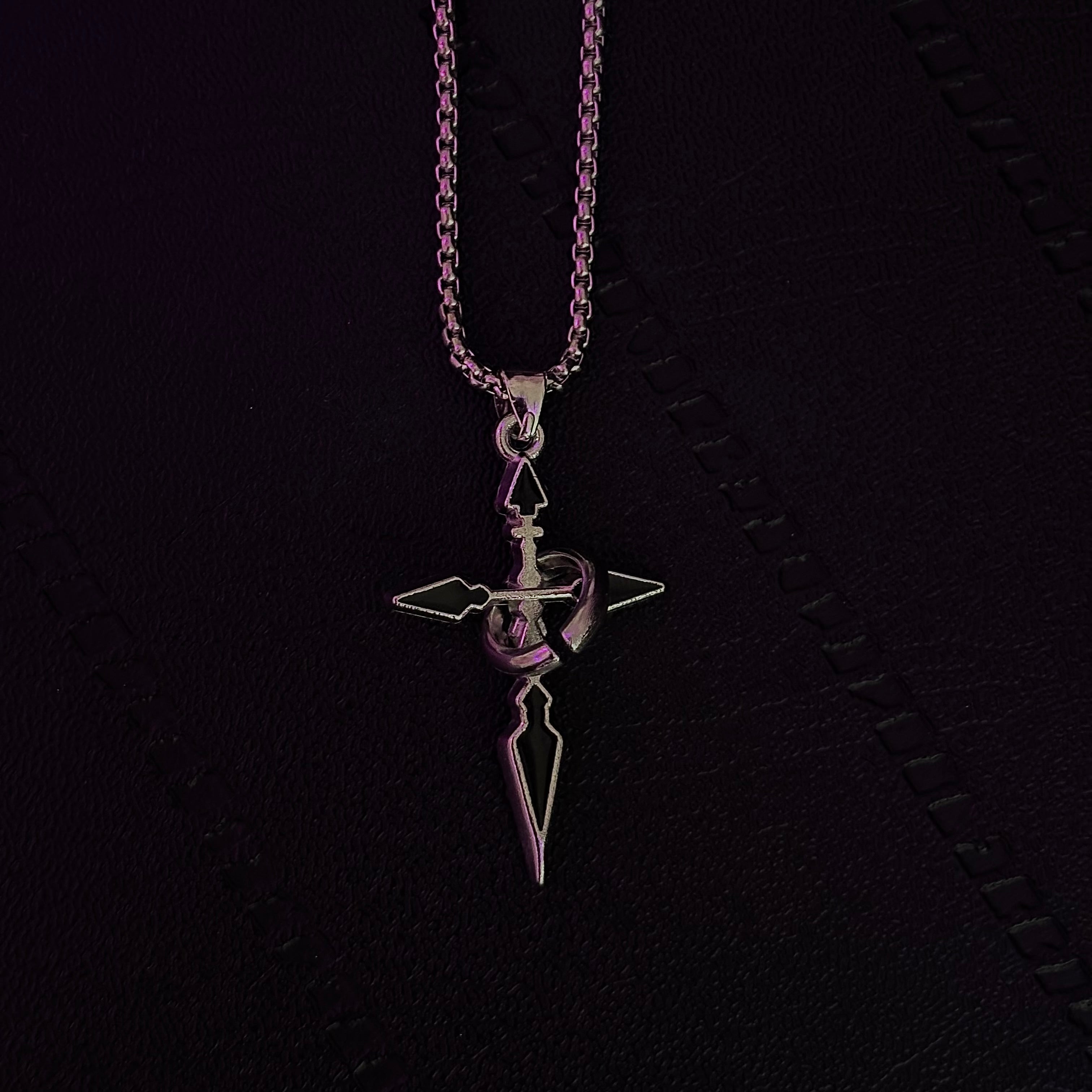 Collar unisex cruces CX115