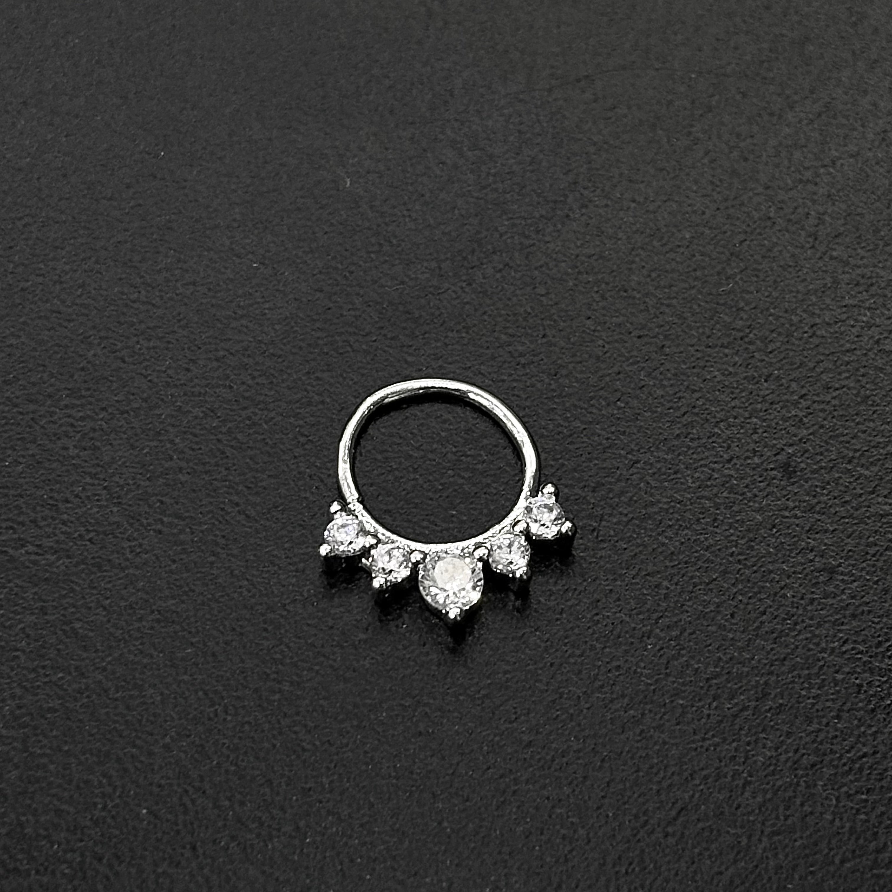 Piercing septum s064