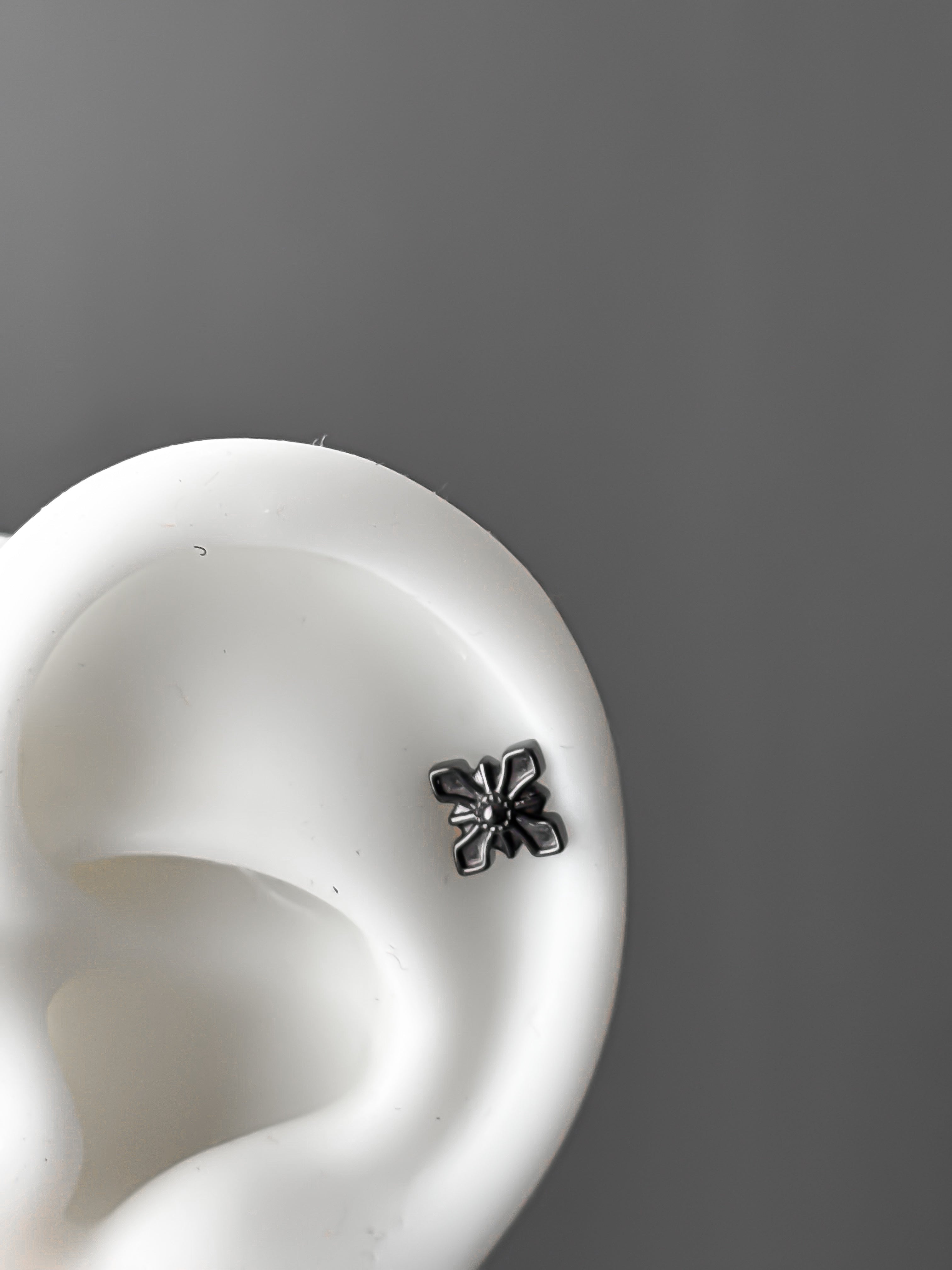Piercing oreja Cross Silver o052