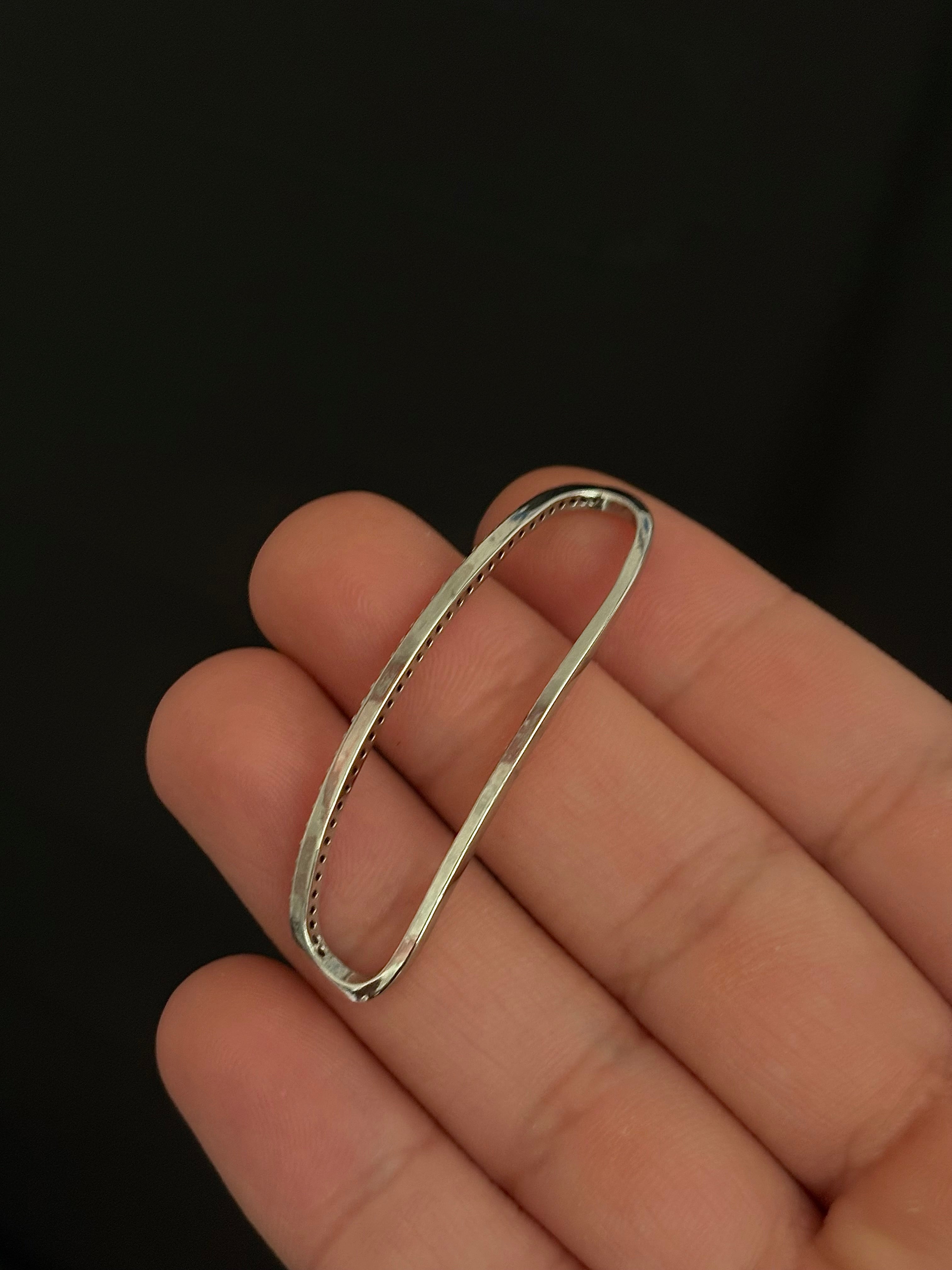 Piercing falso ff004