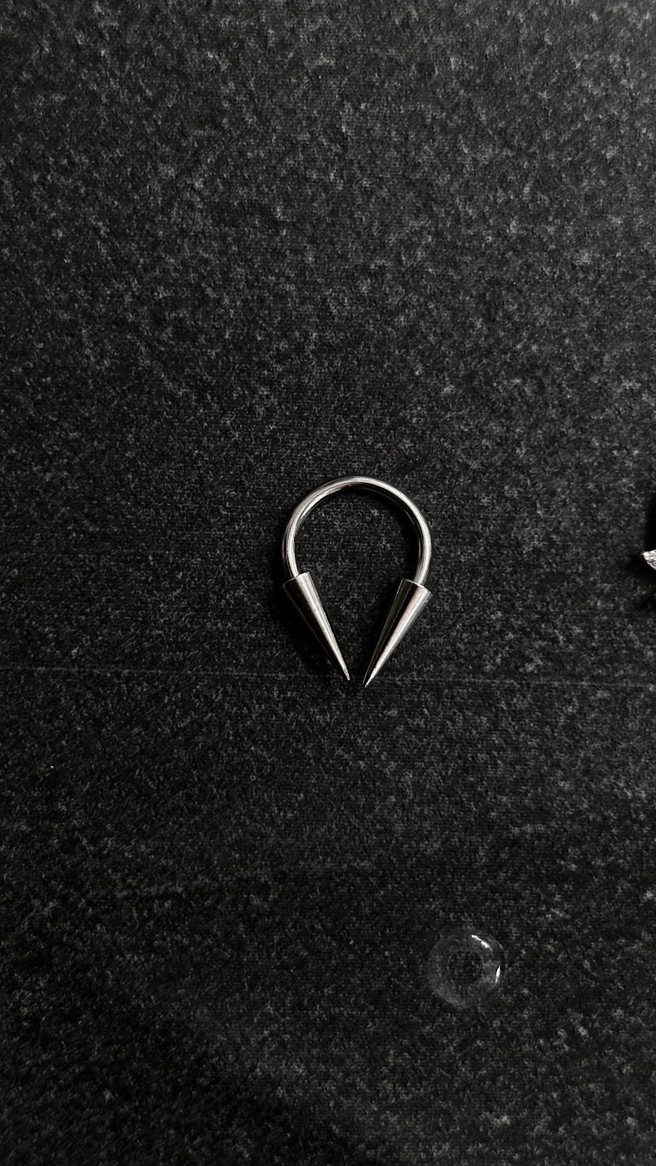 Piercing septum s028