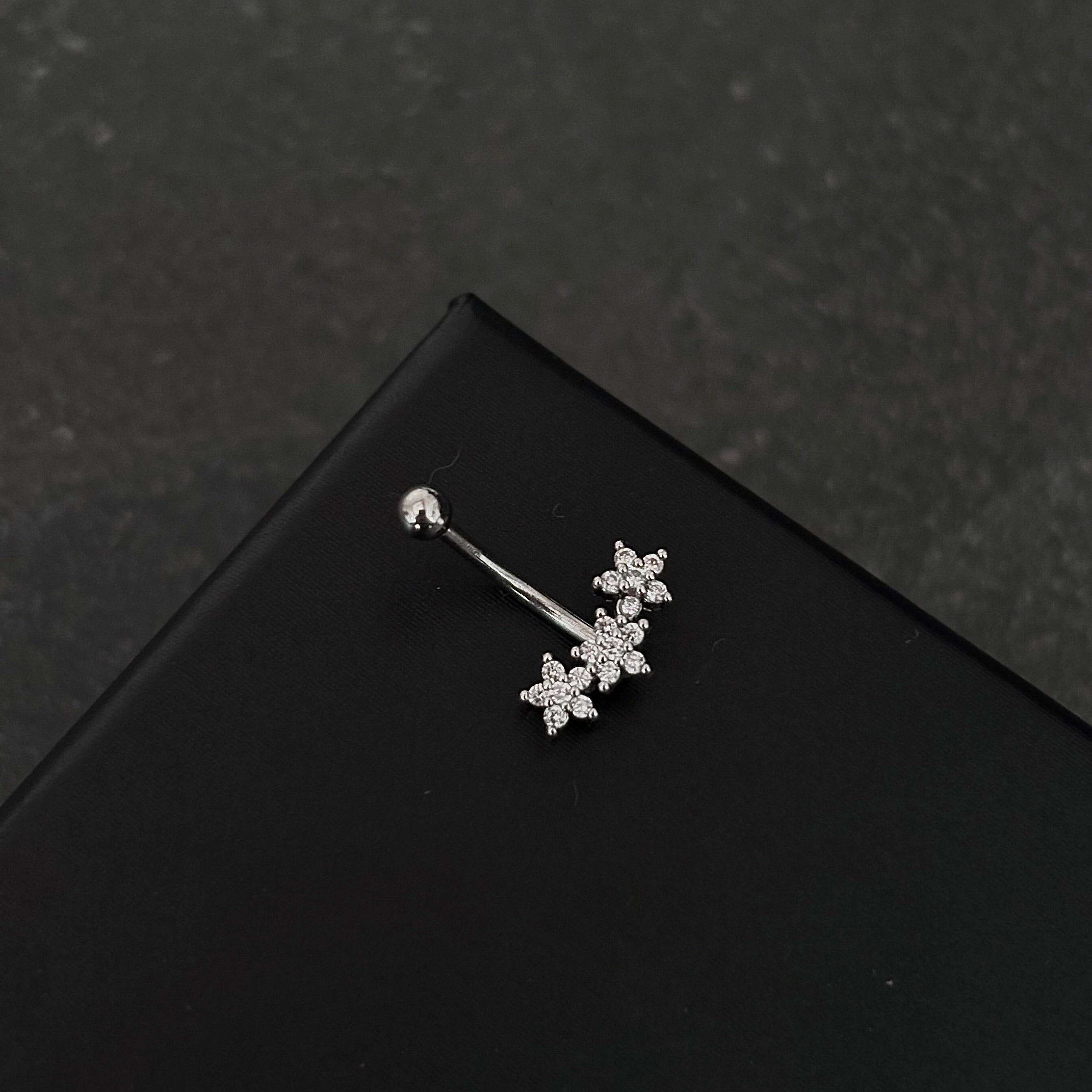 Piercing ceja / rook c022