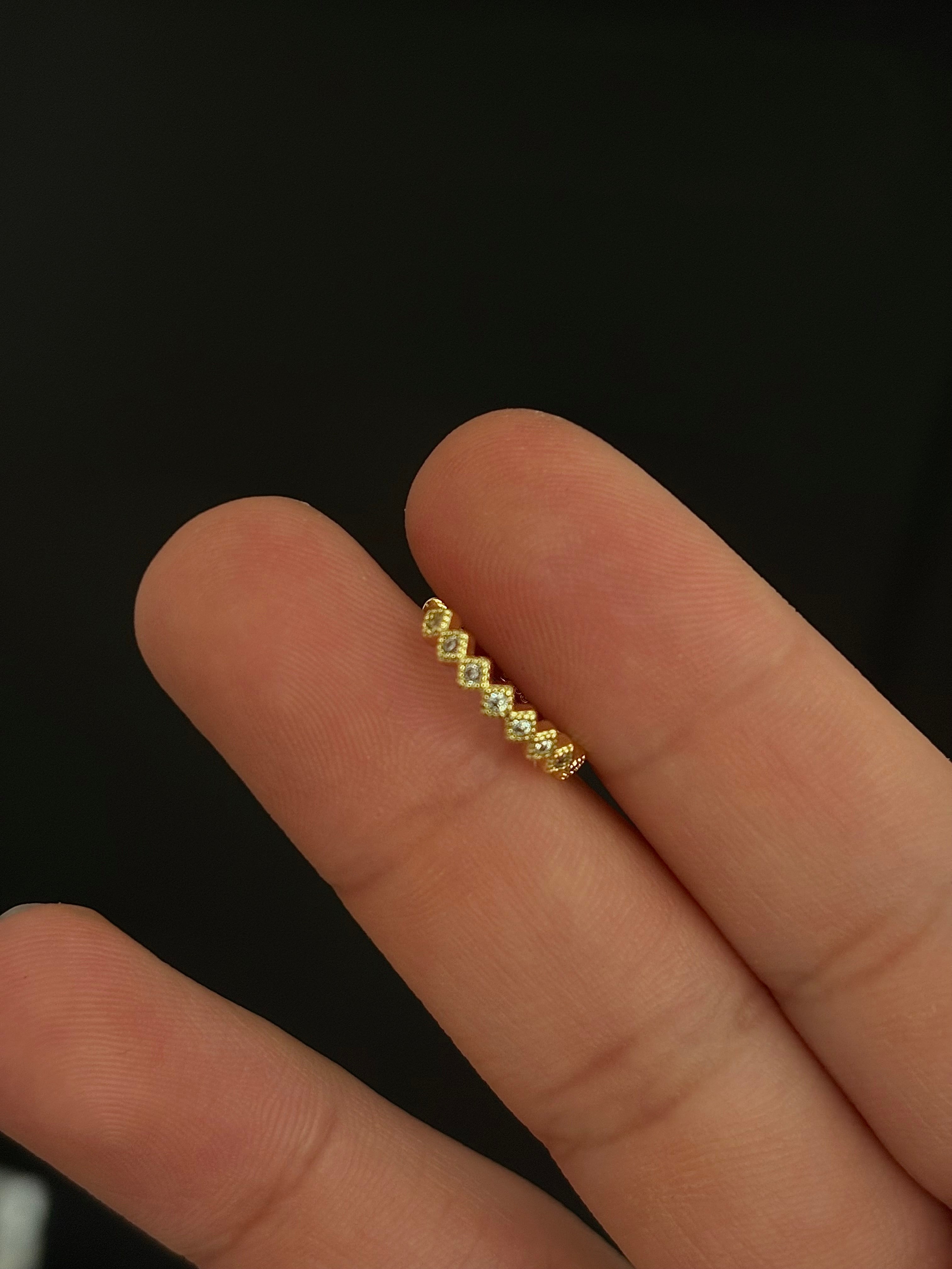 Piercing falso ff006