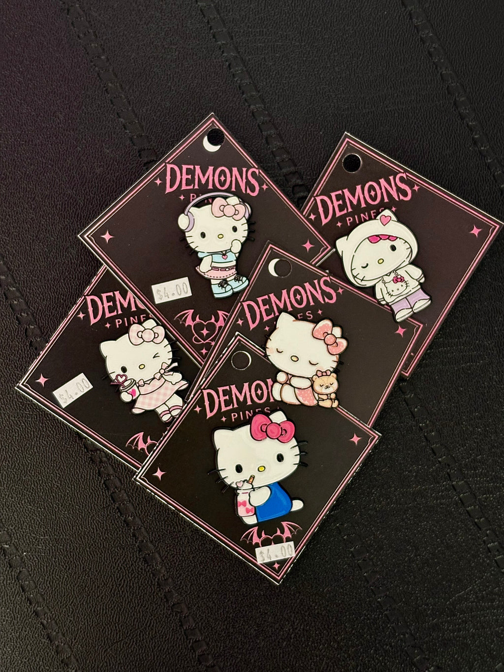 Pines Hello Kitty Z041
