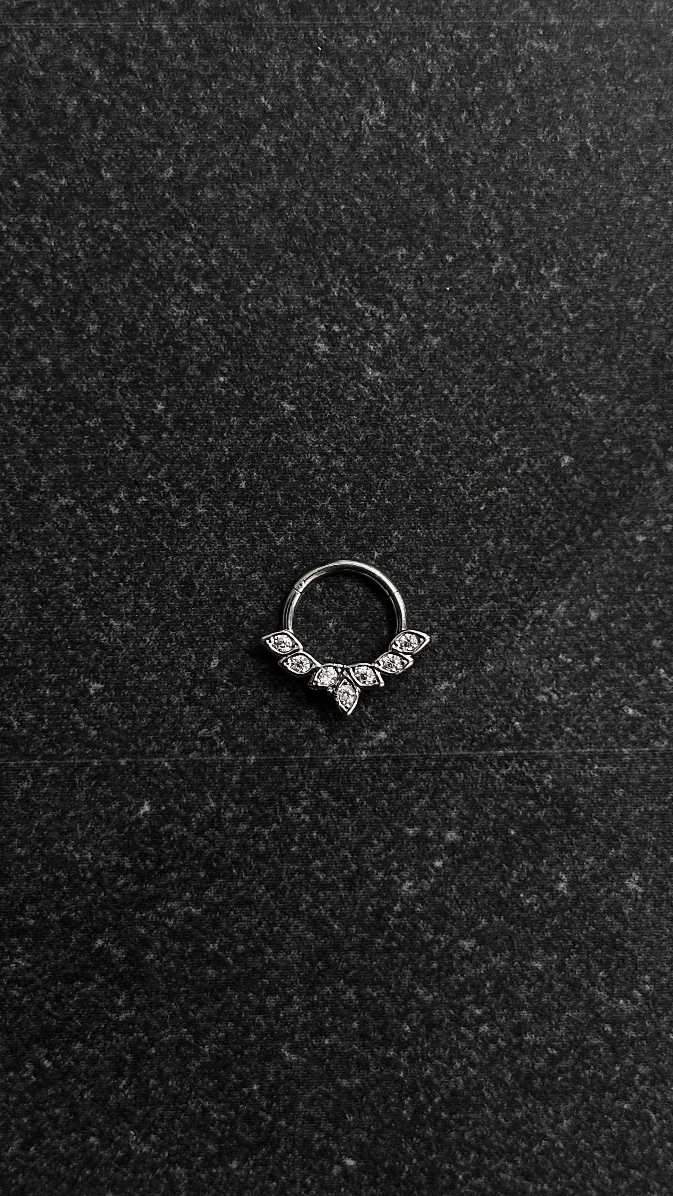 Piercing septum s009