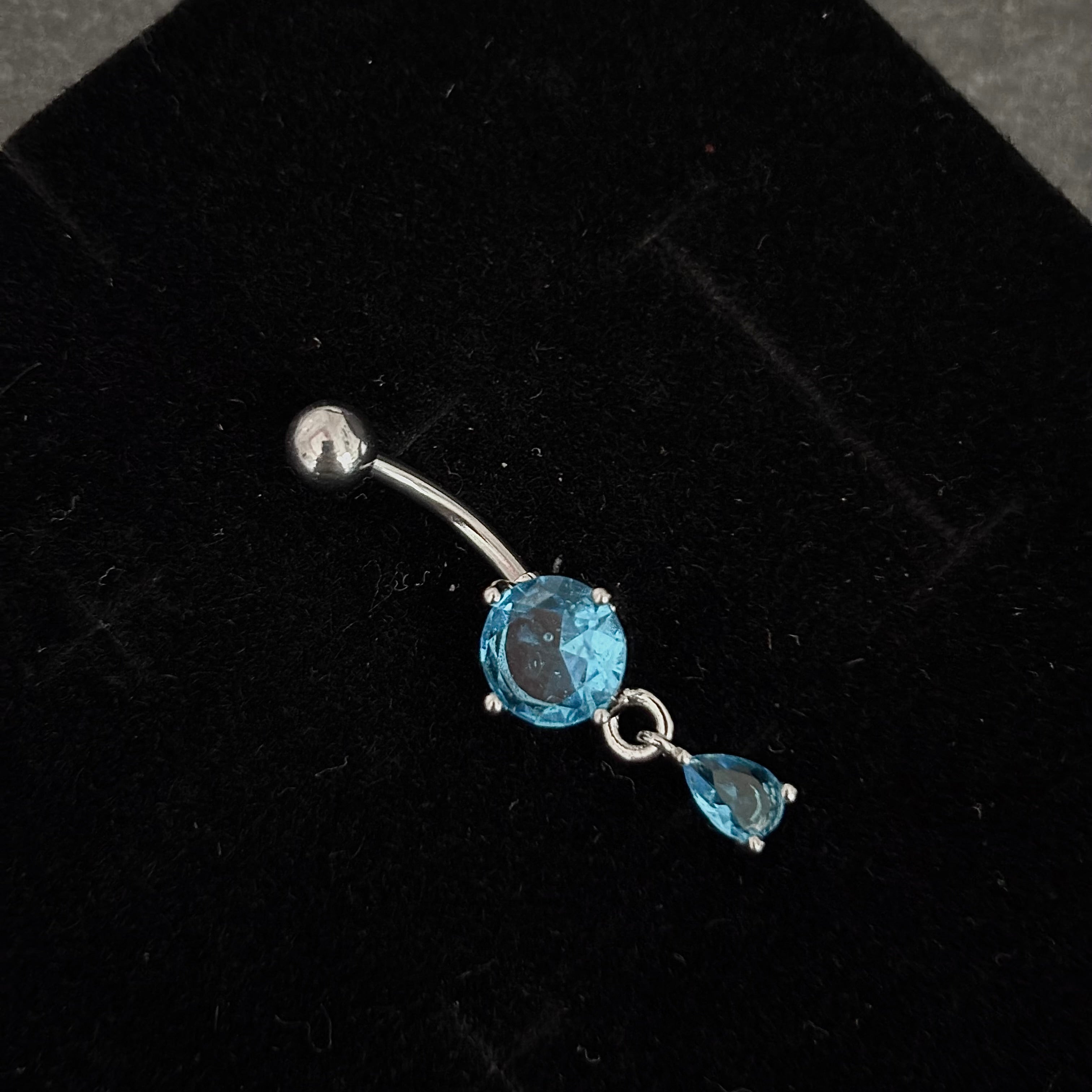 Piercing ombligo m037