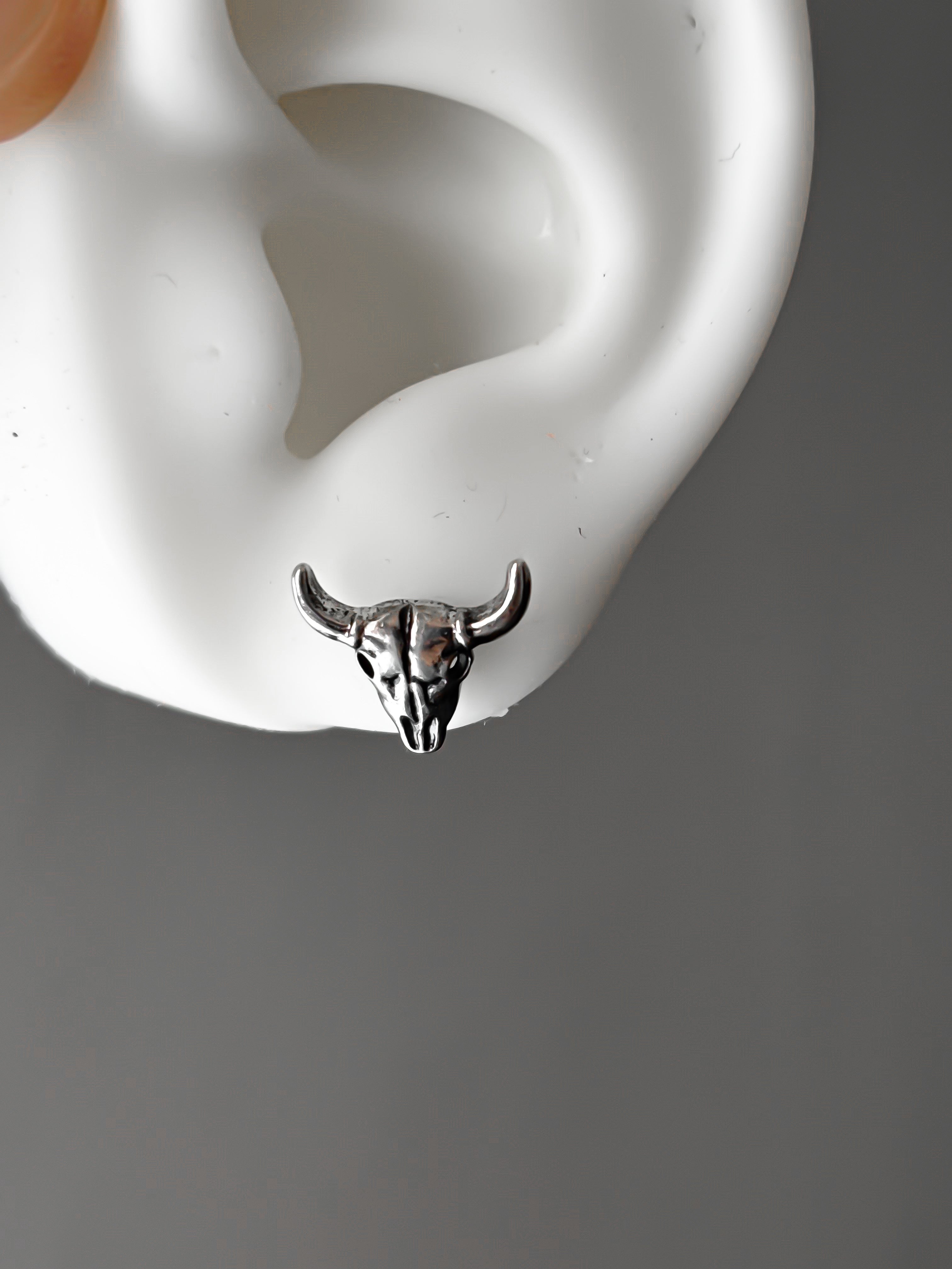 Piercing oreja Essential o058