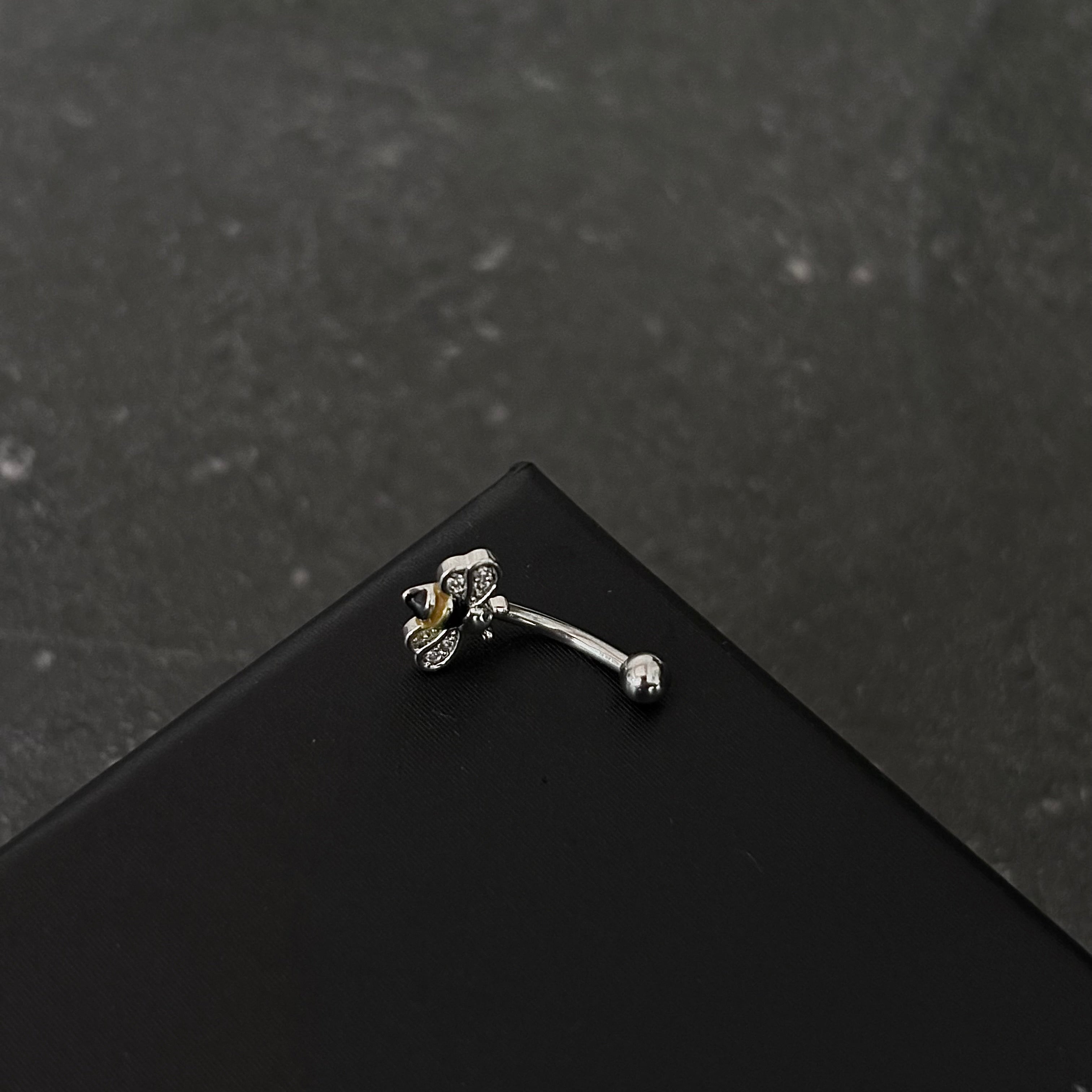 Piercing ceja / rook c025