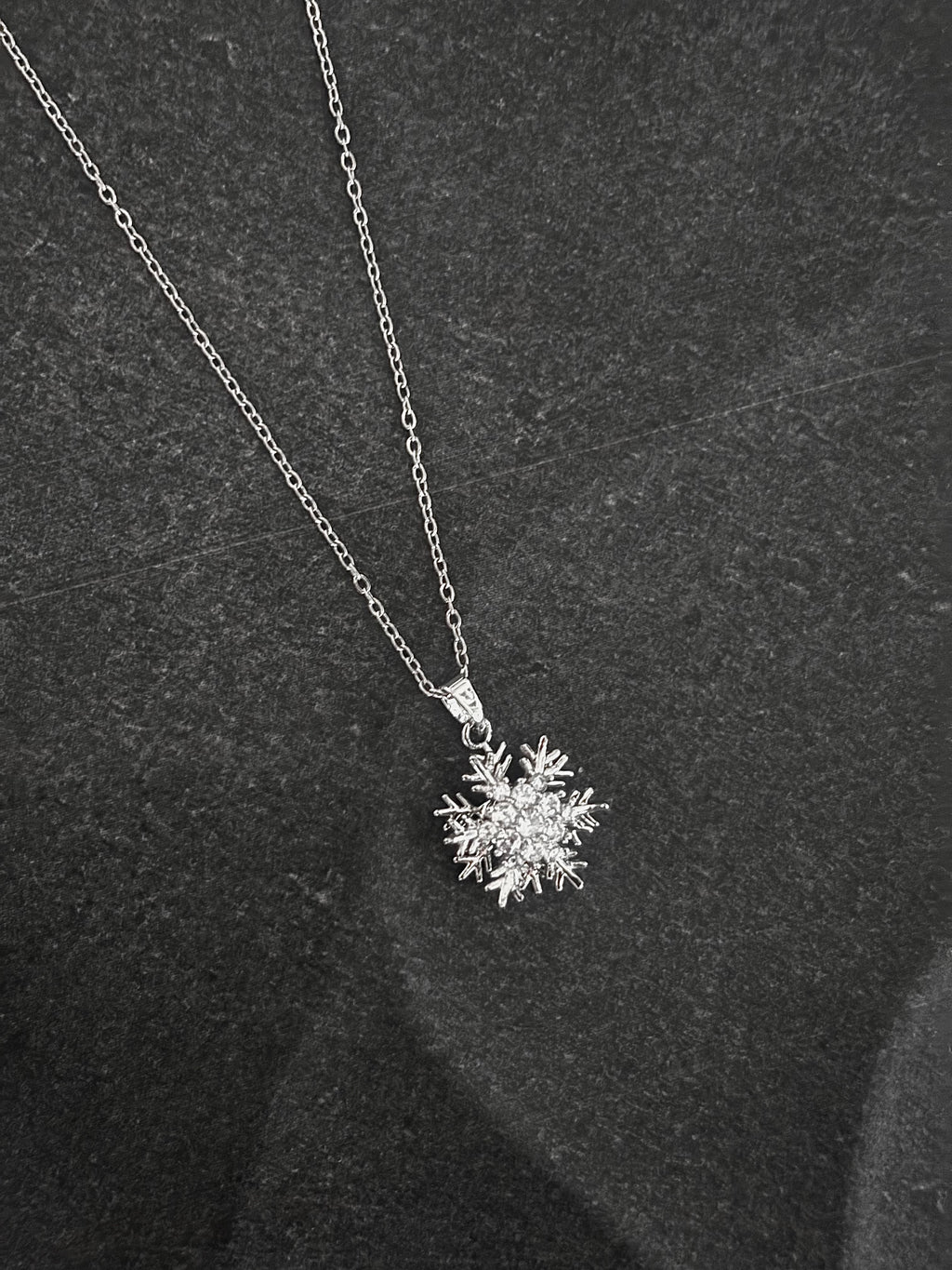 Collar mujer Frozen c009