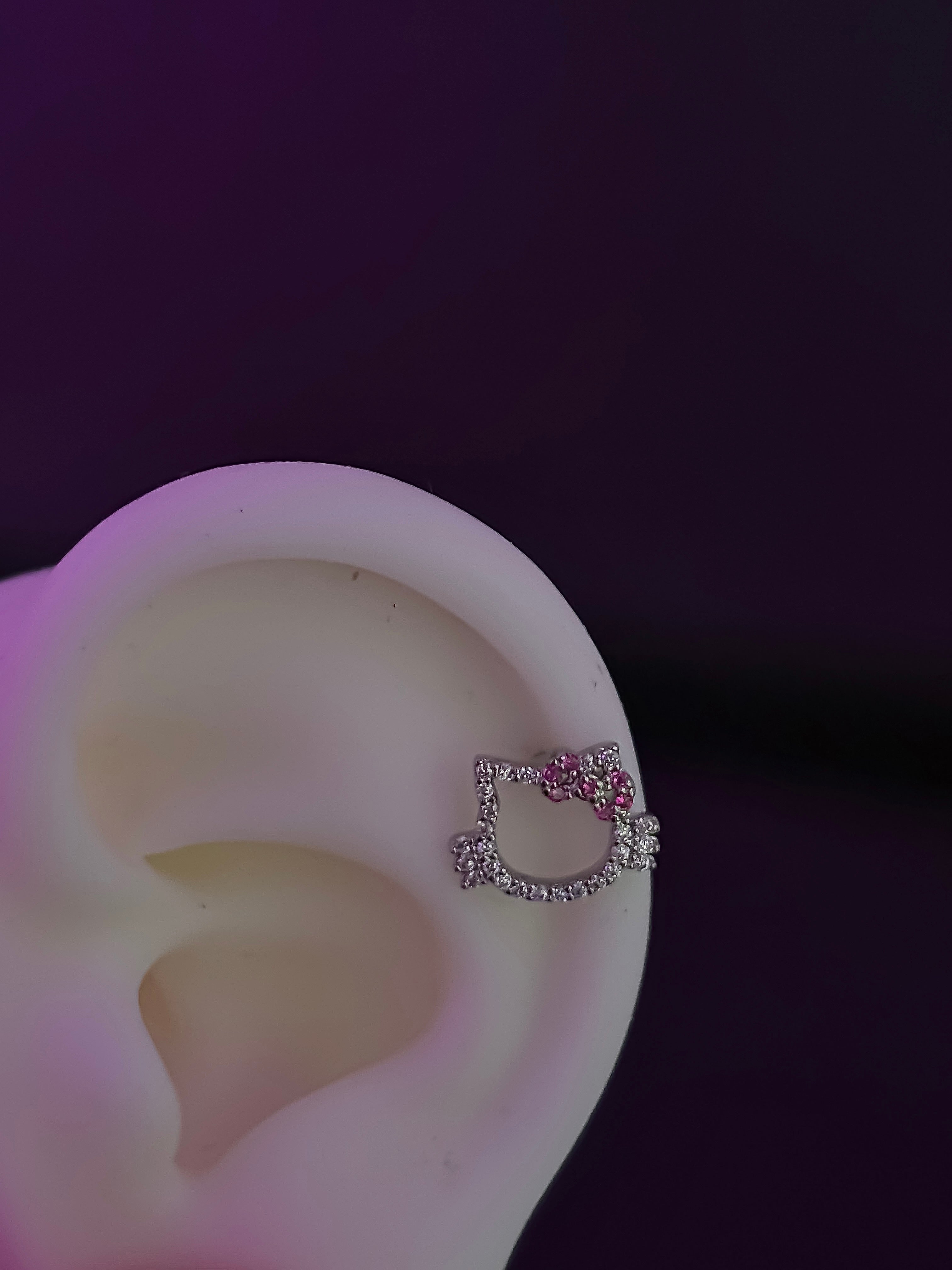 Piercing oreja Hello Kitty o006