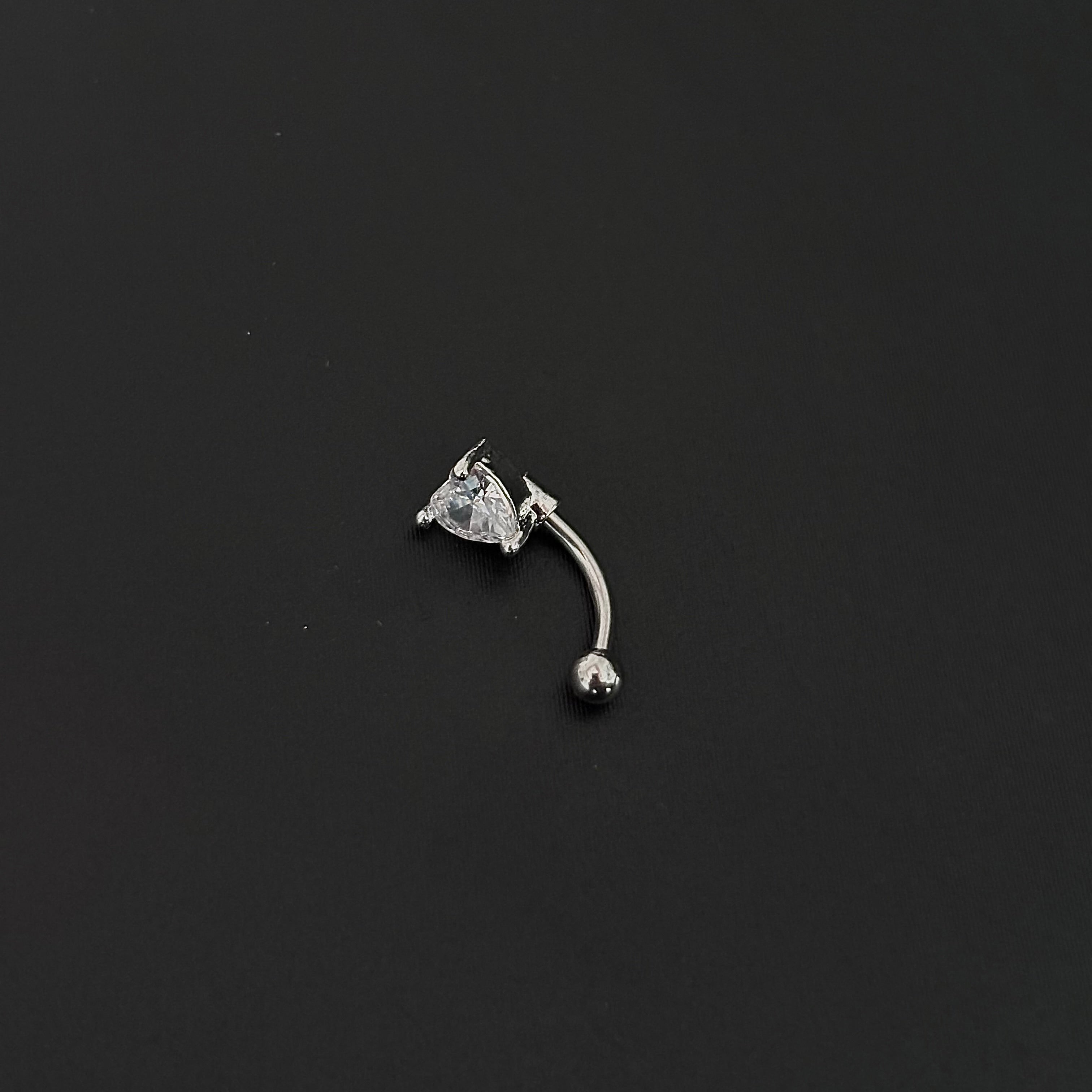 Piercing ceja / rook c004