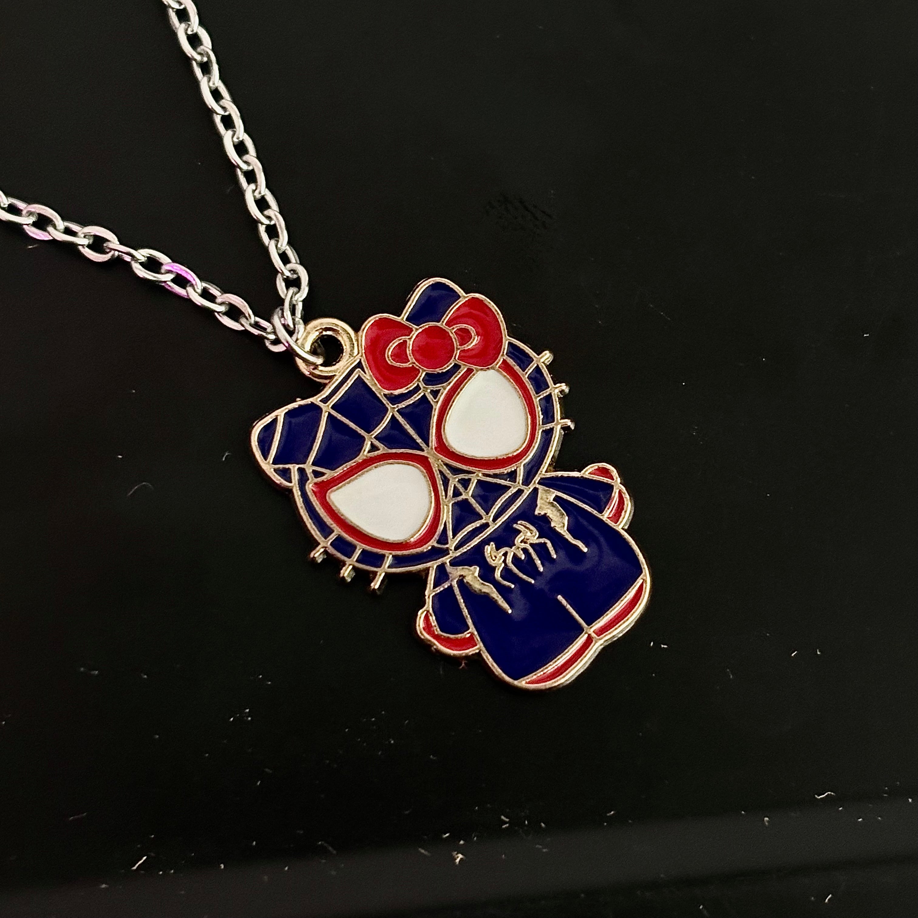 Collar unisex Spiderman y hello Kitty cx138