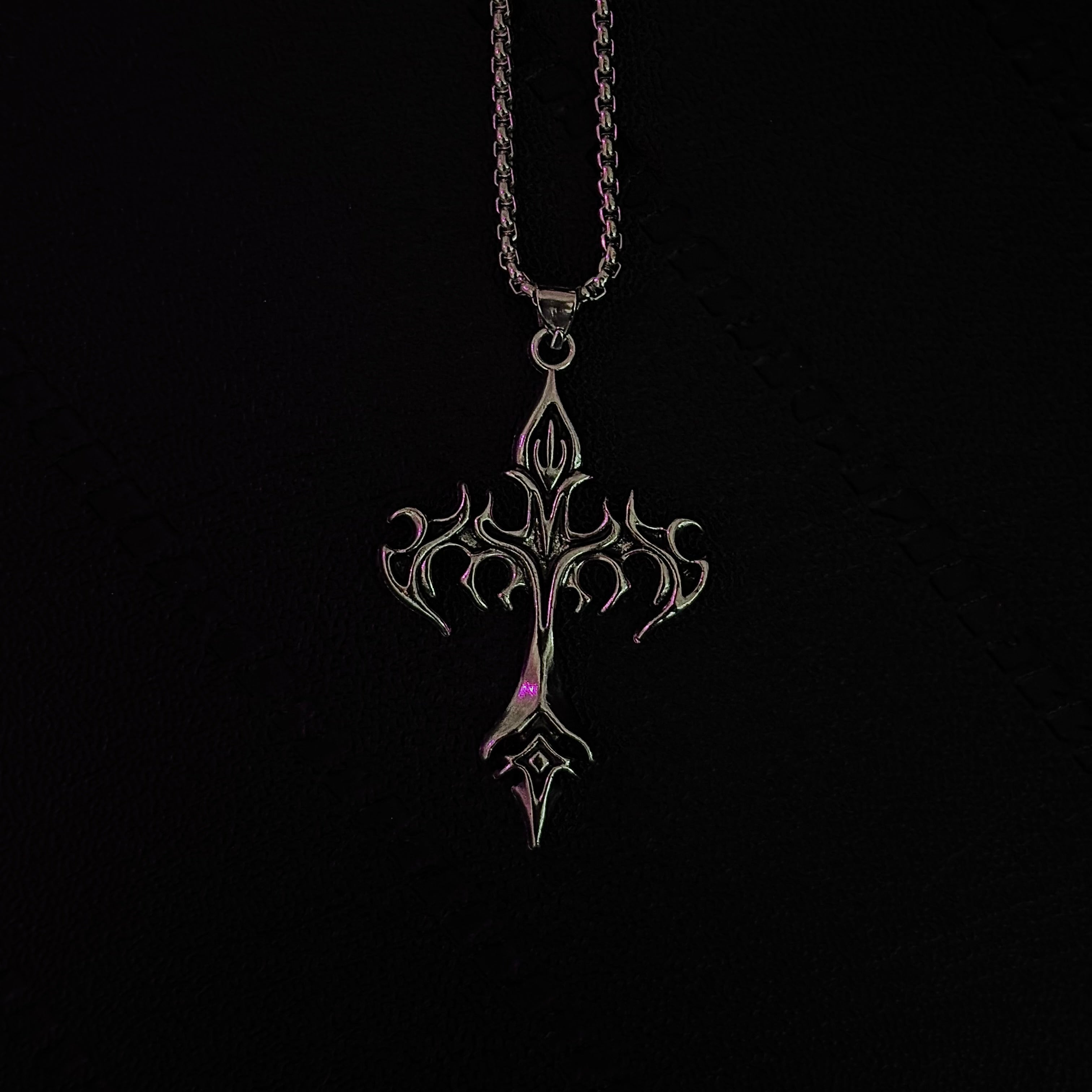 Collar unisex cruces CX115