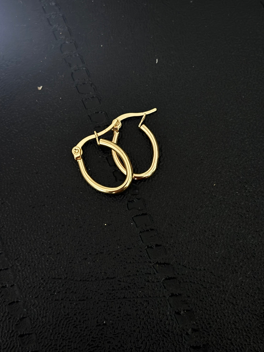 Aretes argolla AG025