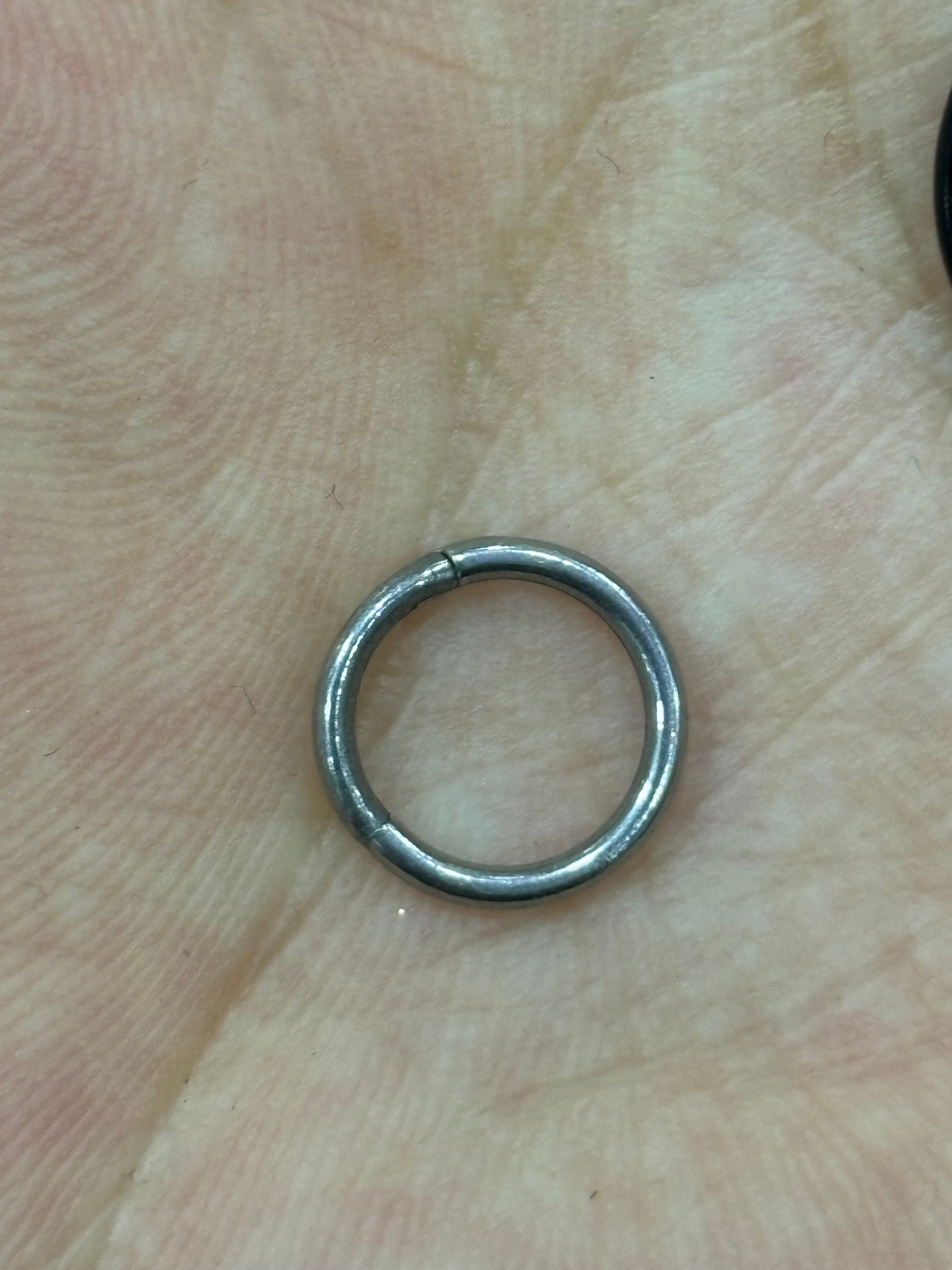 Piercing oreja Essential o153