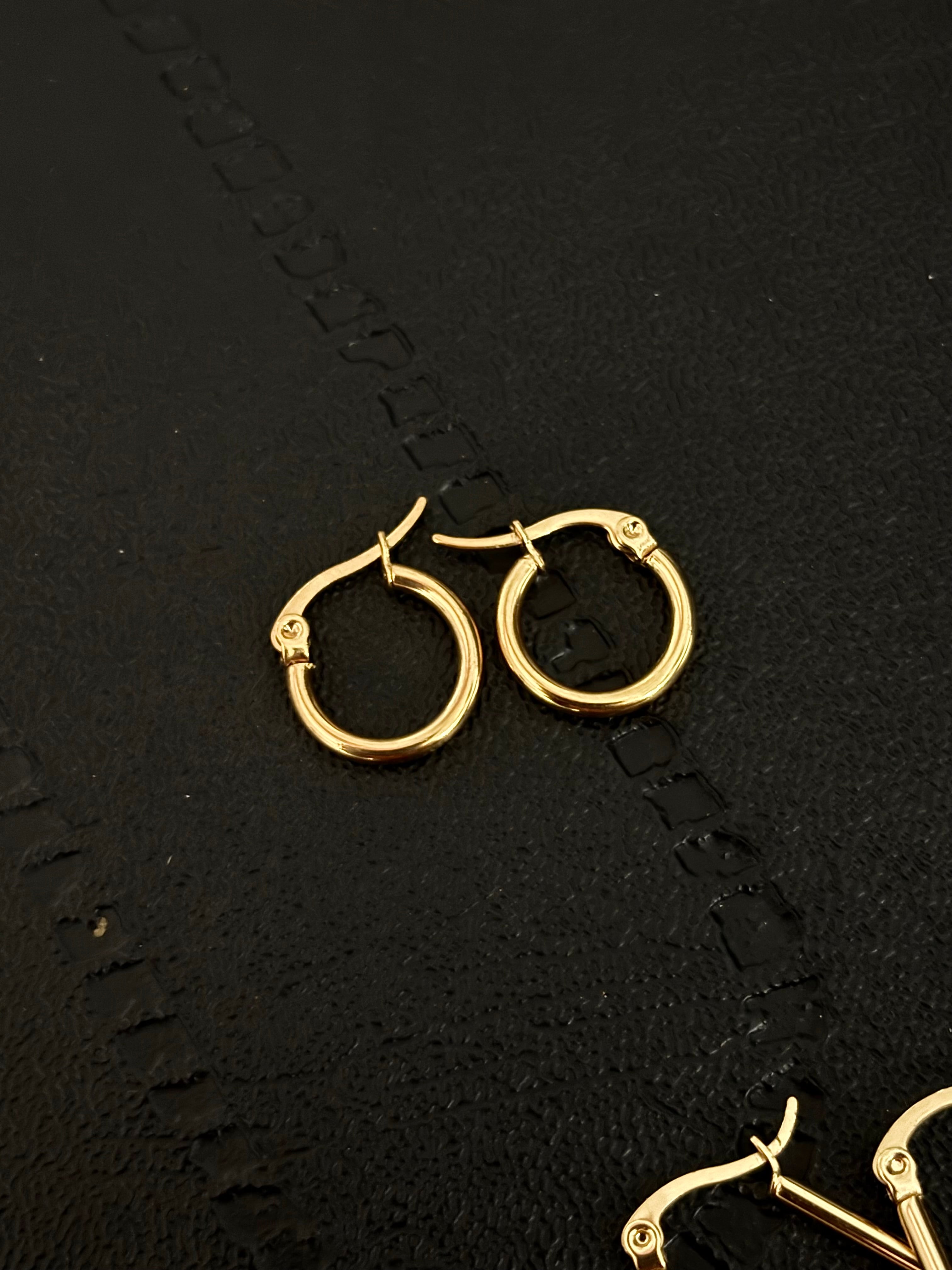 Aretes argolla AG025