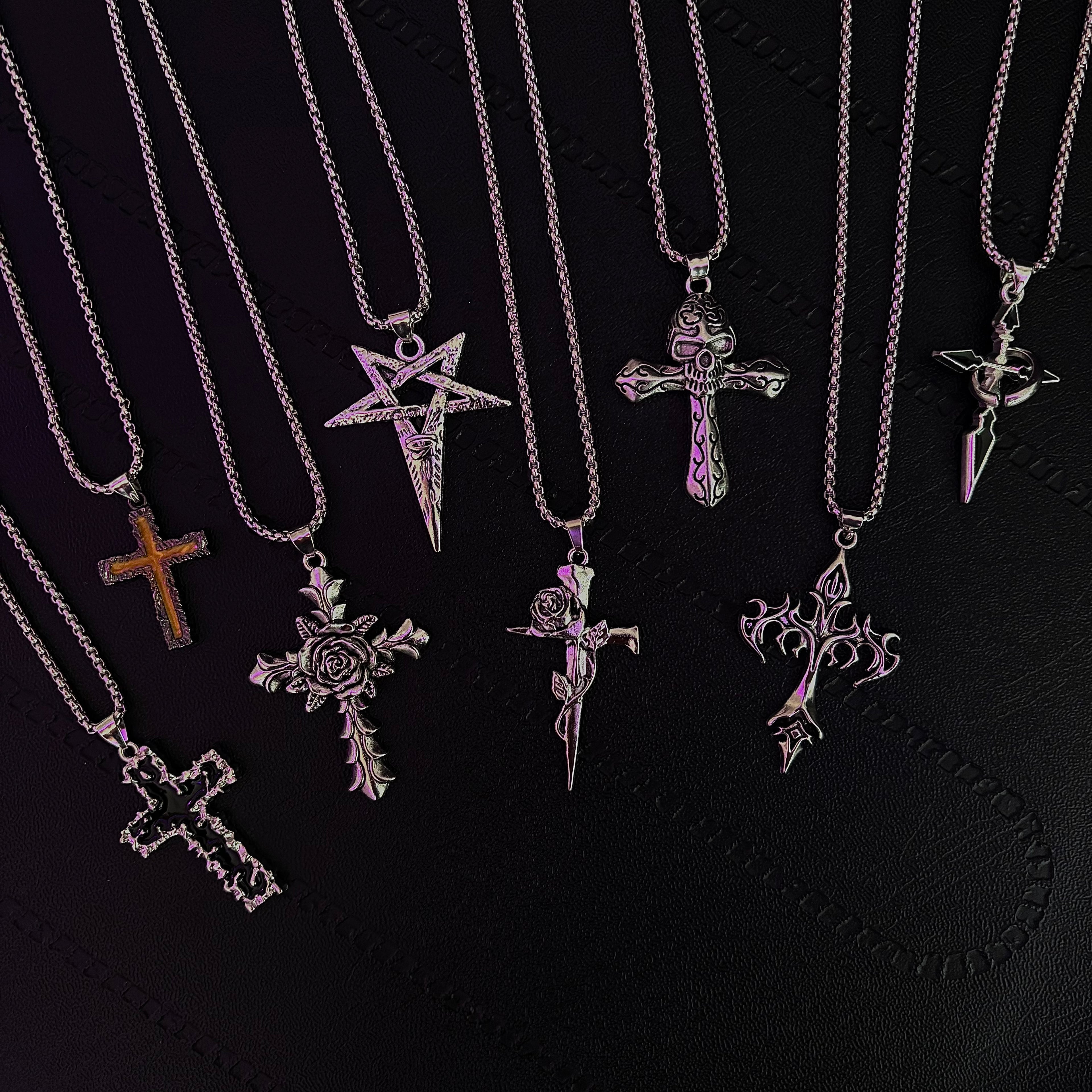Collar unisex cruces CX115